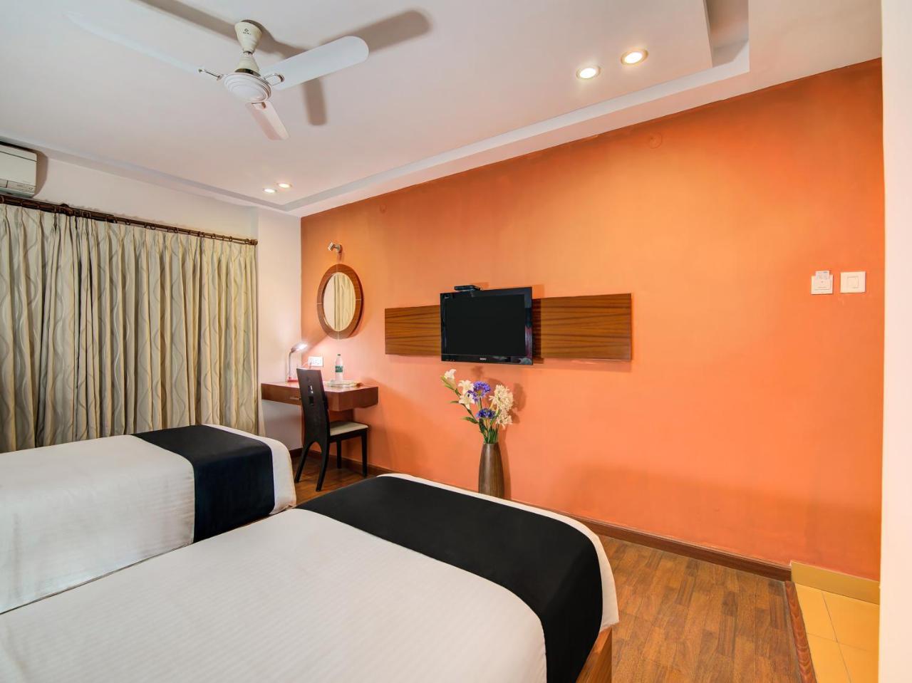 Gardeenia Comfortes Suites-Fully Vaccinated Staff Bangalore Exteriör bild